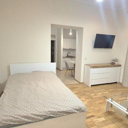 Topolowa Apartament Z Klimatem- Topolowa/Rynek/Pkp 克拉科夫 外观 照片