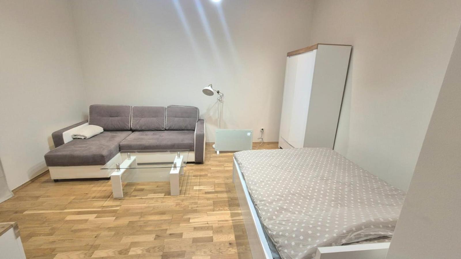 Topolowa Apartament Z Klimatem- Topolowa/Rynek/Pkp 克拉科夫 外观 照片